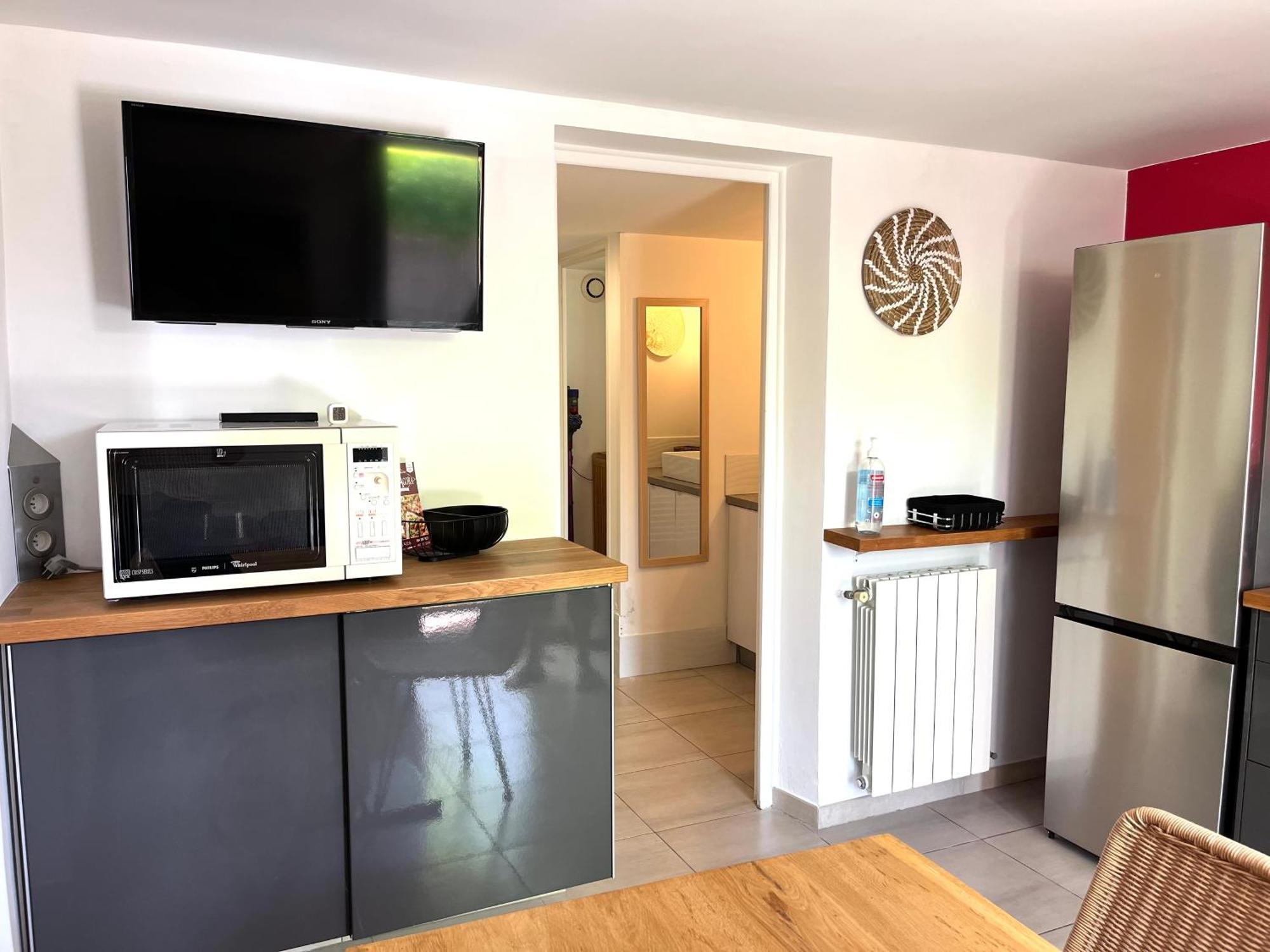 Appartement Deux Pieces Donnant Sur Un Jardin Antibes Eksteriør billede